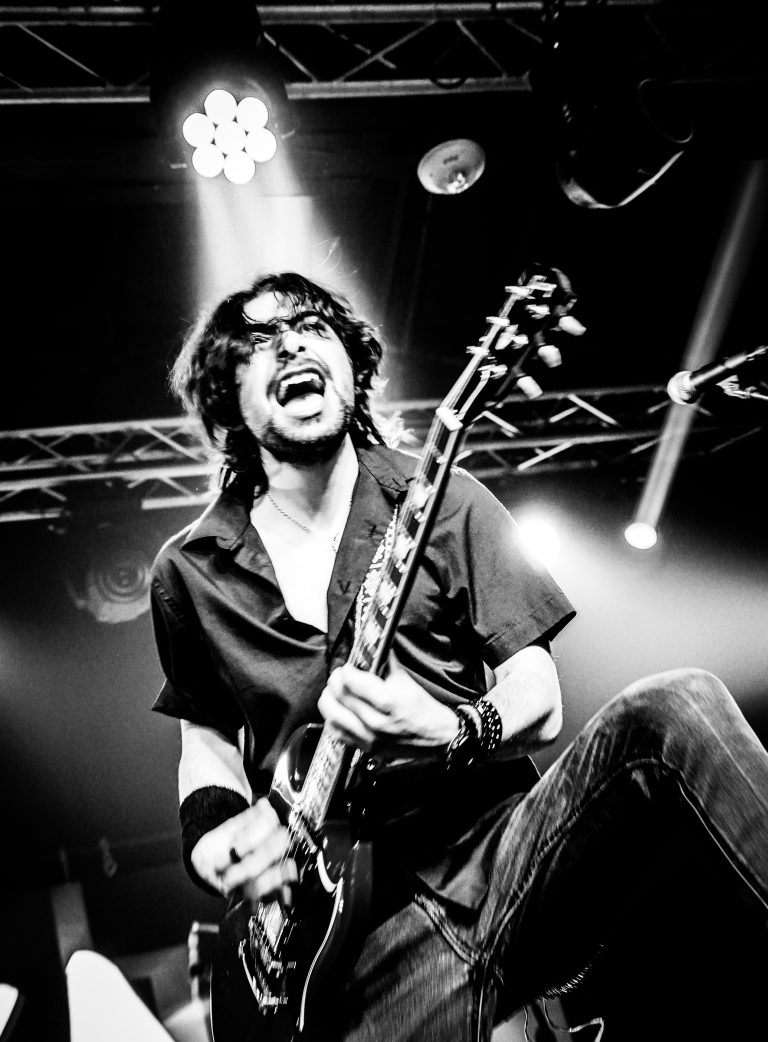 Grey Wilson performs live at the Stereo Garden, New York, photographed by Rainer DeLalio