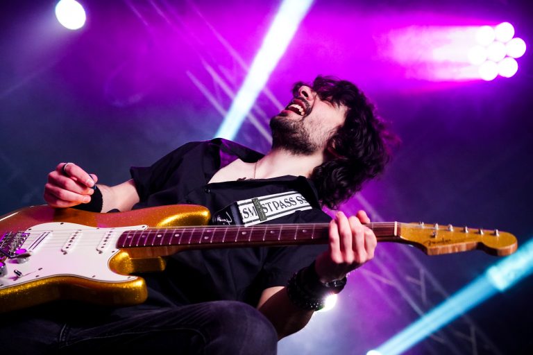 Grey Wilson performs live at the Stereo Garden, New York, photographed by Rainer DeLalio